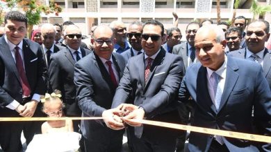 صورة نائب محافظ قنا يشهد افتتاح فرع البنك الأهلي المصري بمجمع الألومنيوم